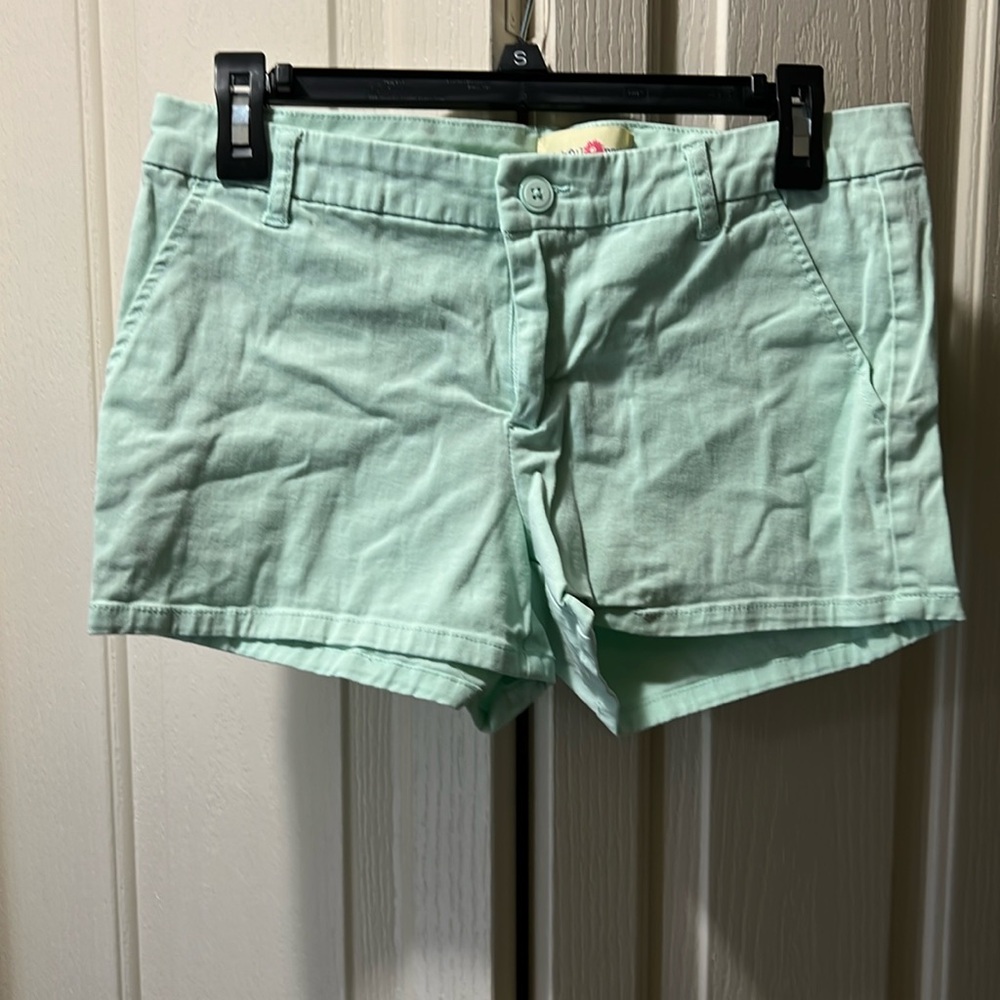 Wishful Park Junior mint shorts Size 7